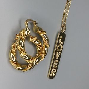 Necklace earring set